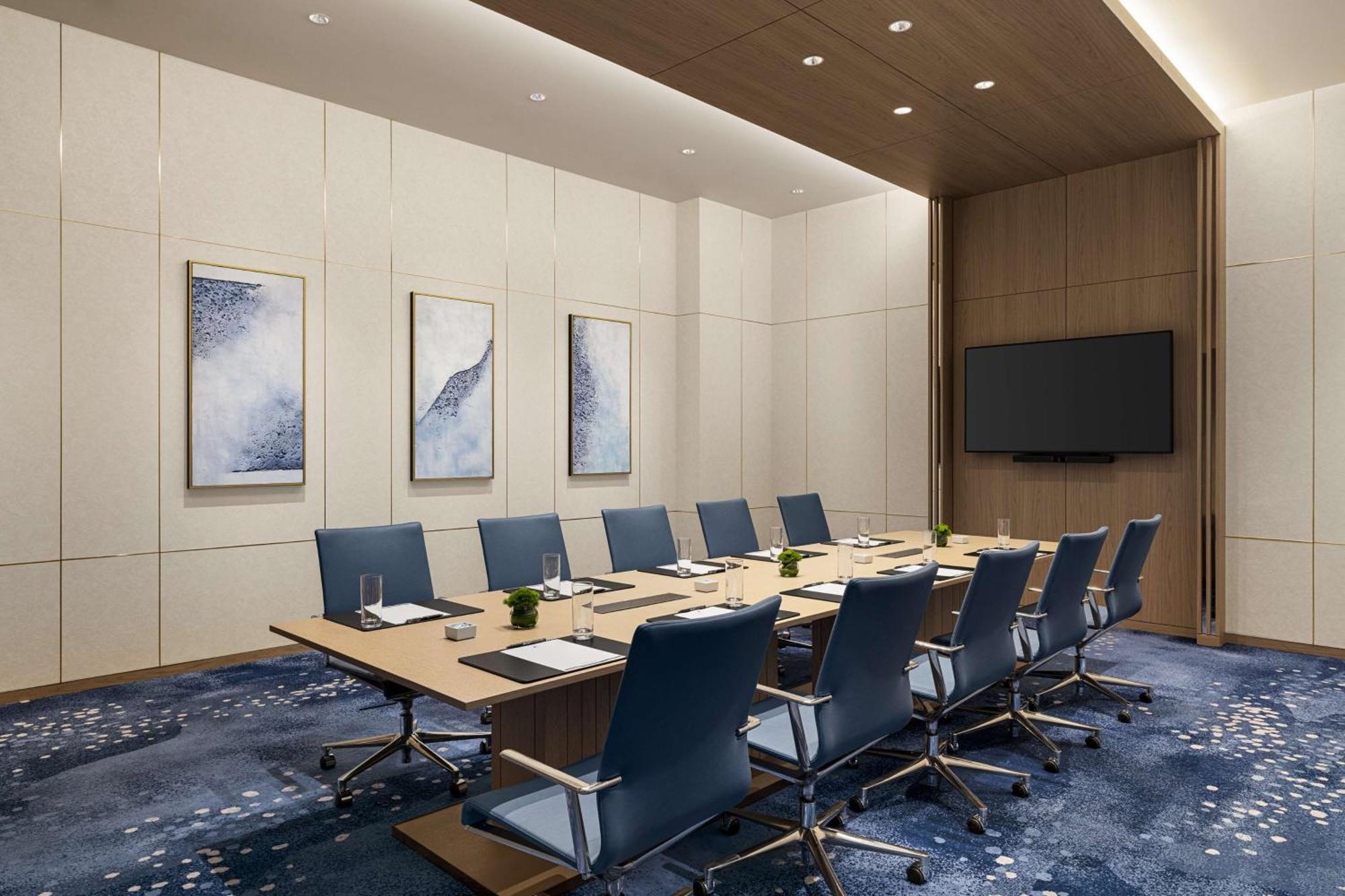 Doubletree By Hilton Toyama Hotell Exteriör bild